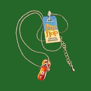 FLIP FLOP Red Floral Crystal Pendant Chain Necklace